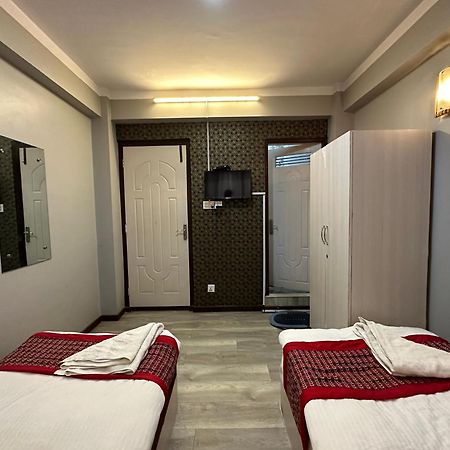 8848 Hostel 카트만두 외부 사진